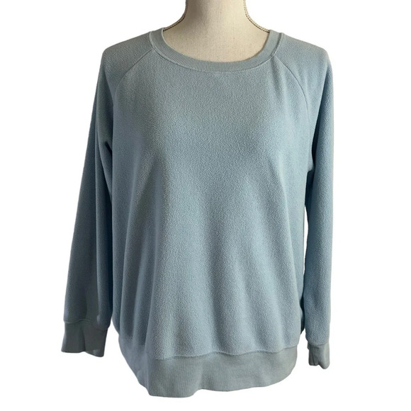 Lands End Light Blue Fleece Pullover Size Medium Crewneck Long Sleeves Comfort - Picture 1 of 5